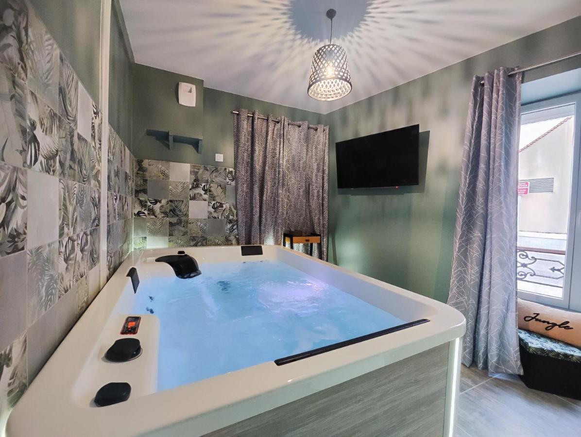 Jacuzzi Privatif - Suite Amazonie - 1 Ou 2 Chambres Chaumes-en-Brie Extérieur photo